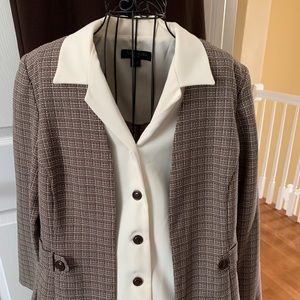 Perceptions two piece dress suit